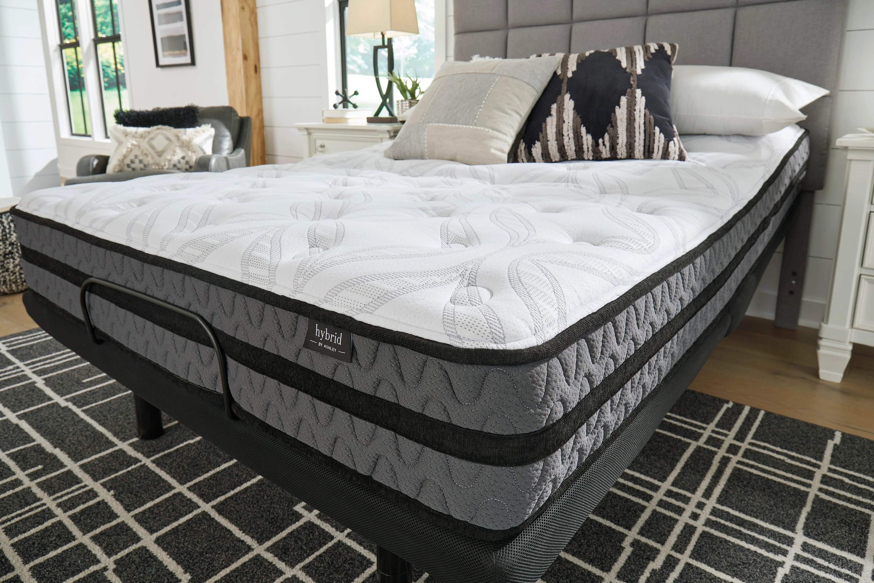 Ashley M589 Medium Mattress In A Box - Image 8