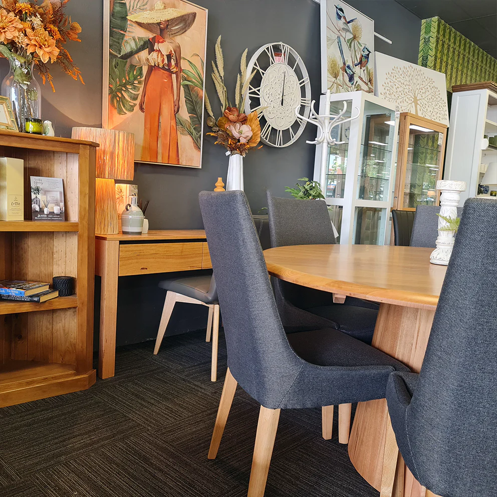Daintree Hall Table - Image 4