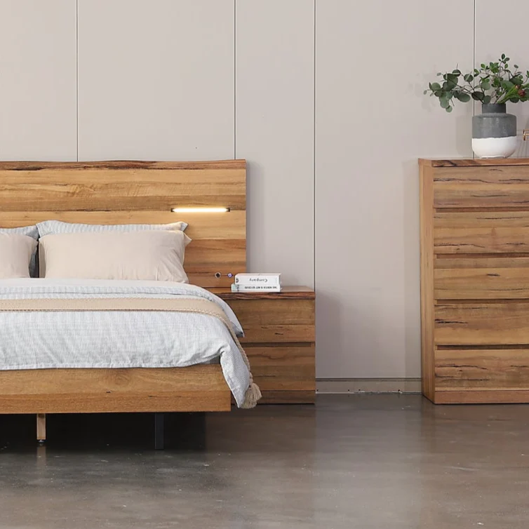 Eagle Bay 4-Piece Bedroom Suite - Image 3