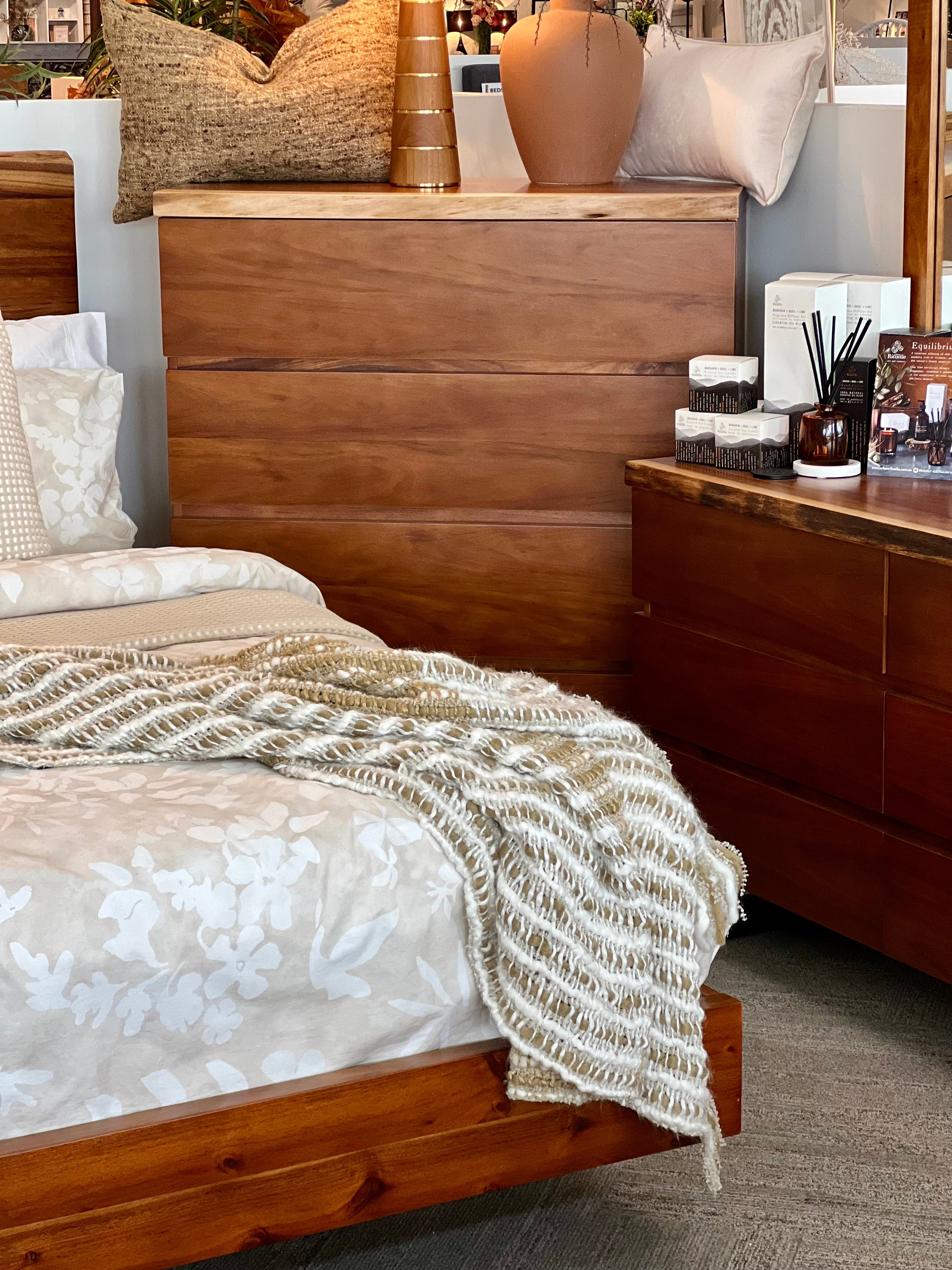Fortitude Bed - Image 6