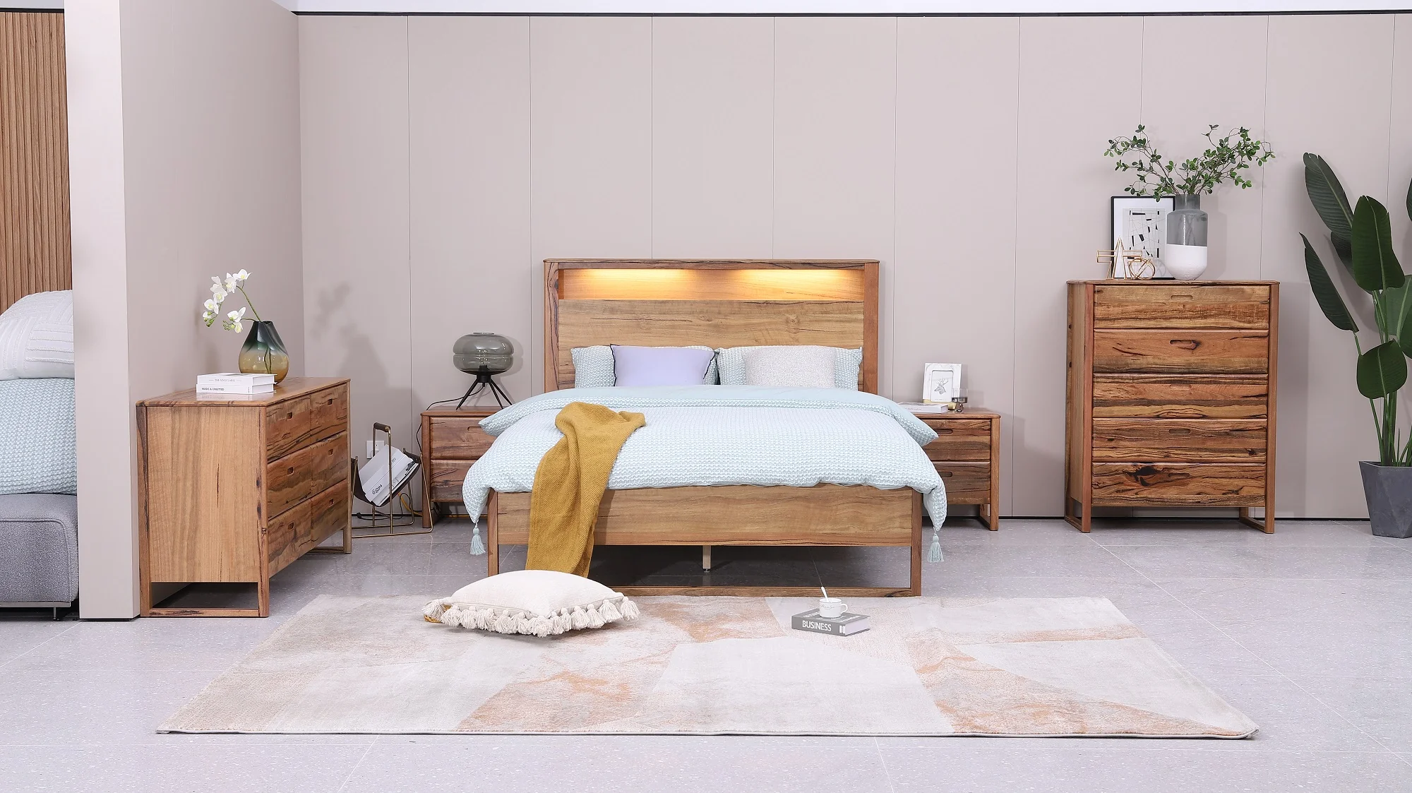 Fremantle 4-Piece Bedroom Suite - Image 7