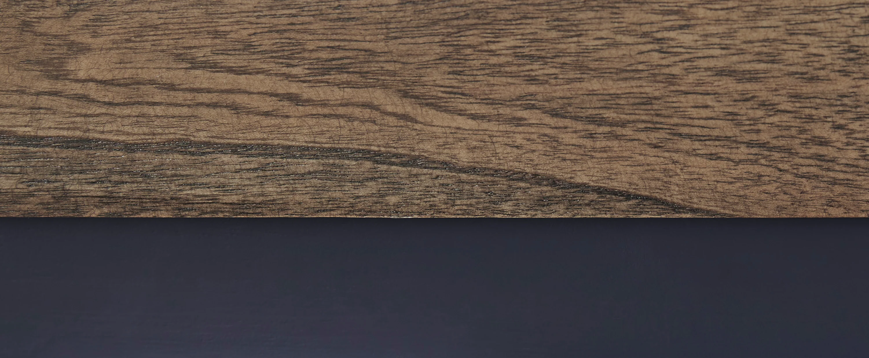 Lannister Lamp Table - Image 8