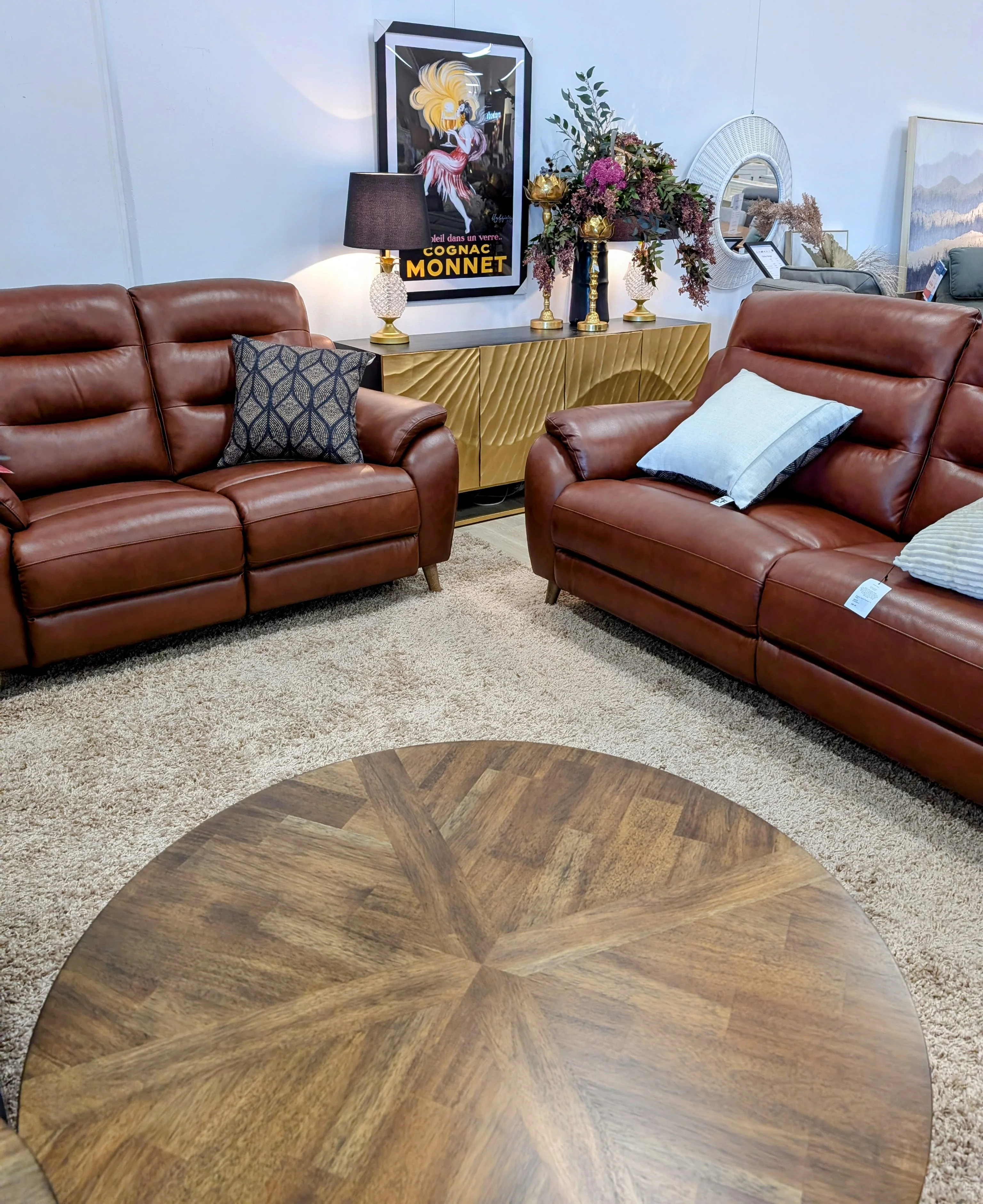 Roybeck Coffee Table - Image 7
