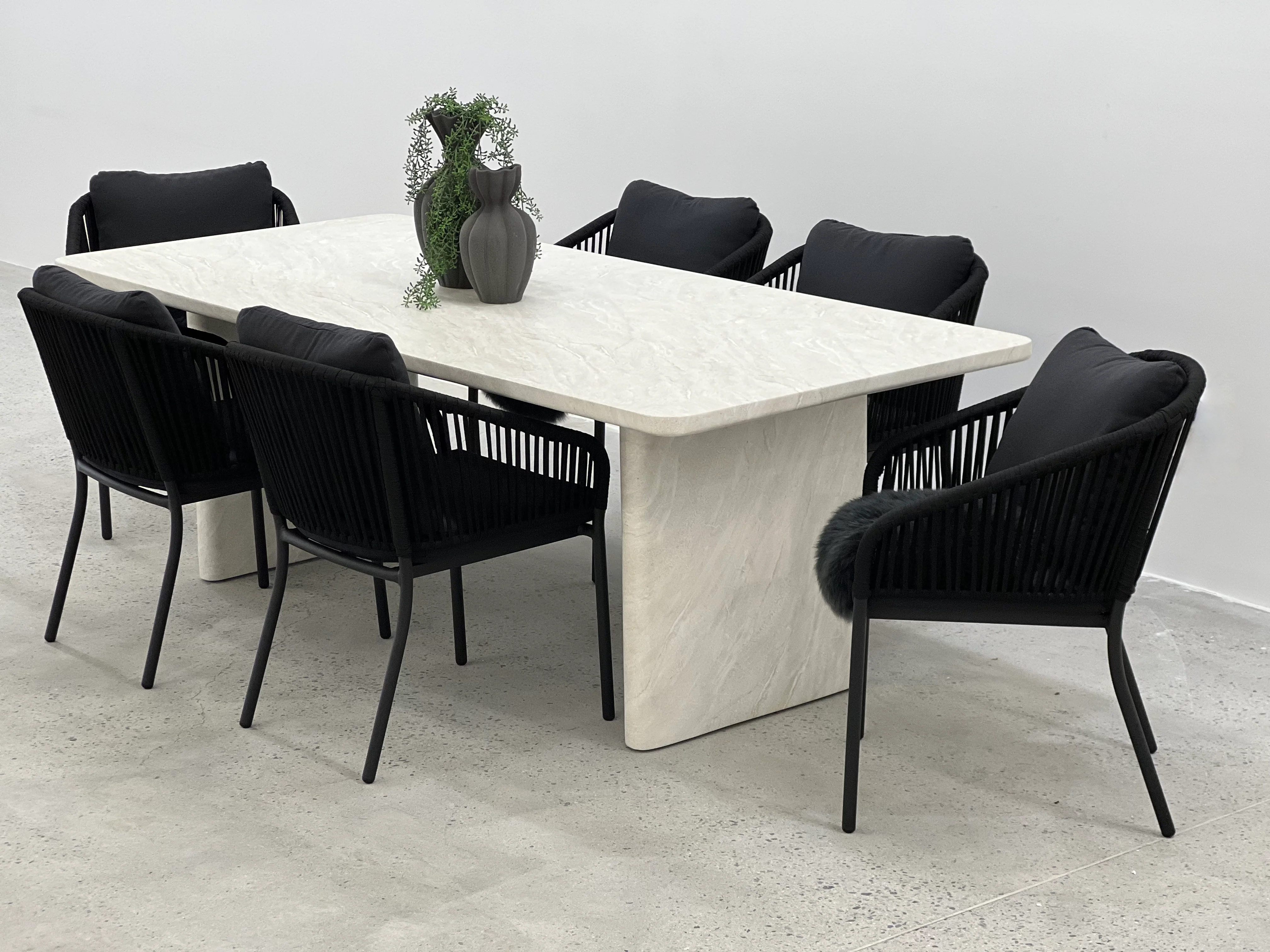 Thera Cement Outdoor Dining Table 2250 - Image 4